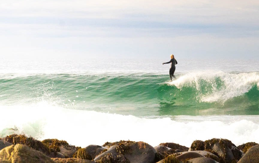Sään tarkkailua, surffia ja vapaalaskua – vuodet Norjan Lofooteilla